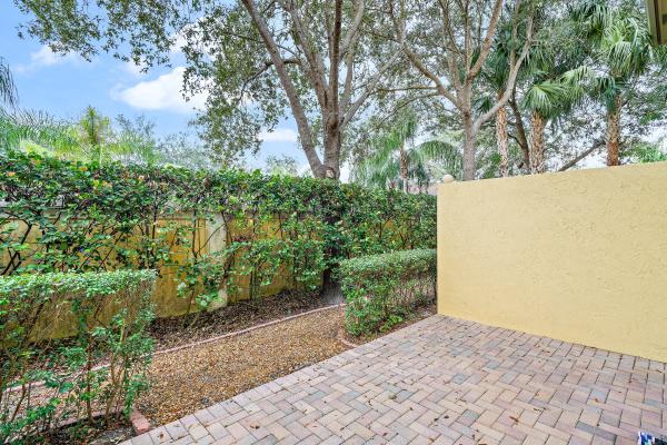 Bella Vita, 108 Via Emilia, Royal Palm Beach, Florida 33411, image 2