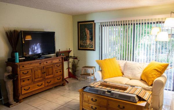 The Racquet Club Of Deer Creek 2, 73 Deer Creek Rd #105, Deerfield Beach, Florida 33442, image 2