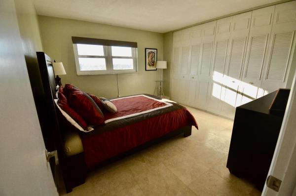 Lake Harbour Towers South, 301 Lake Shore Dr #702, Lake Park, Florida 33403, image 1