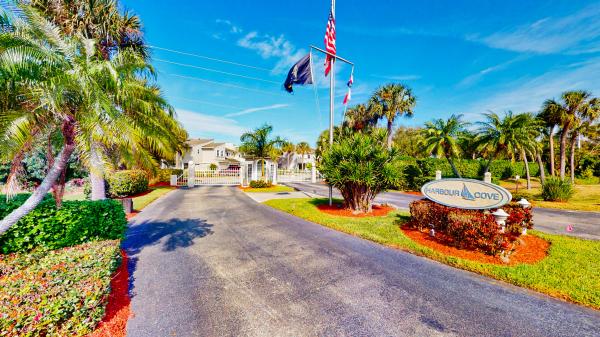 Galleon, 2408 Harbour Cove Dr, Fort Pierce, Florida 34949, image 2