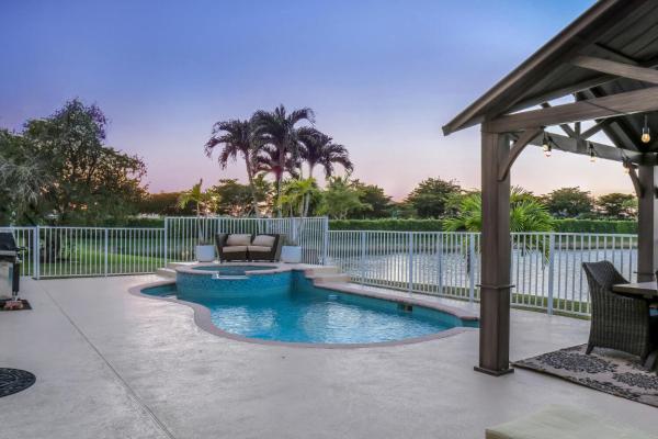 Waterways At Boca Winds, 12737 Tulipwood Cir, Boca Raton, Florida 33428, image 3