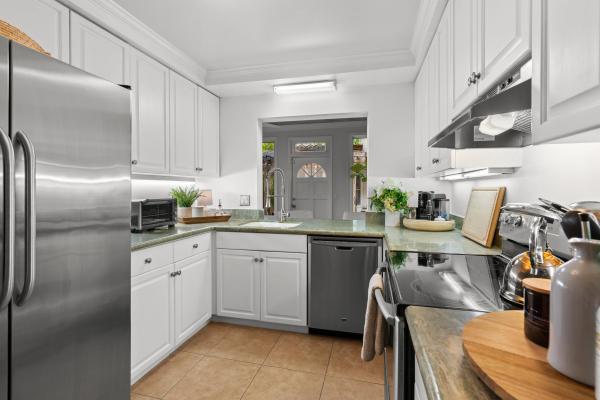 Delray Beach No HOA, 310 SE 7th Ave, Delray Beach, Florida 33483, image 1