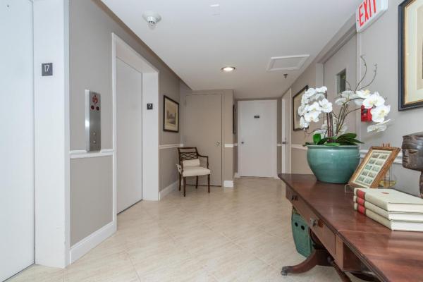 Waterview Towers, 400 N Flagler Dr #1705, West Palm Beach, Florida 33401, image 3