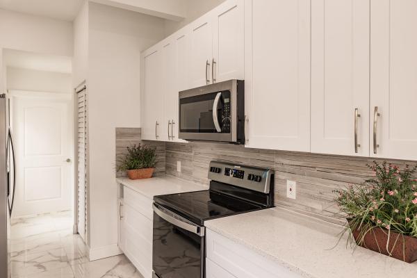 Vista Encanto, 423 Avenida Alegre, West Palm Beach, Florida 33405, image 2