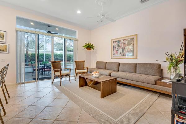Valencia Shores, 8127 Playa Del Sur Blvd, Lake Worth, Florida 33467, image 1