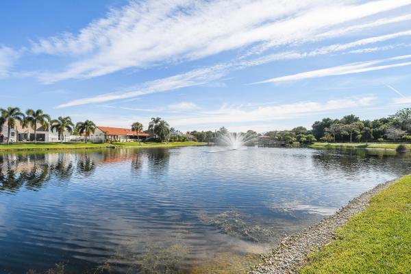 Frenchmen's Landing, 12876 La Rochelle Cir, Palm Beach Gardens, Florida 33410, image 2