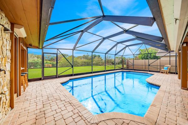 Boca Rio, 23265 Lago Mar Cir, Boca Raton, Florida 33433, image 2