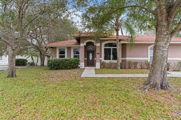 Greenview Shores 2 Of Wellington, 13789 Yarmouth Dr, Wellington, Florida 33414, image 3