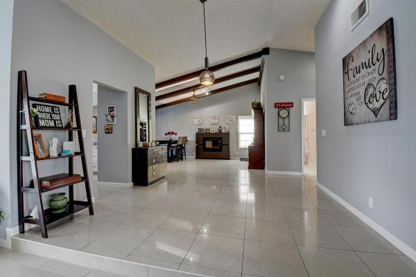 American Homes At Southwind Lakes, 9742 Richmond Cir, Boca Raton, Florida 33434, image 2