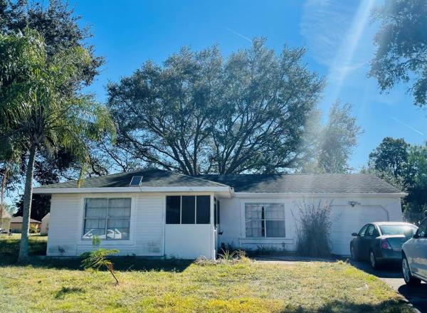 Parks Edge, 402 SW Ruffner Ct, Port St. Lucie, Florida 34953, image 2