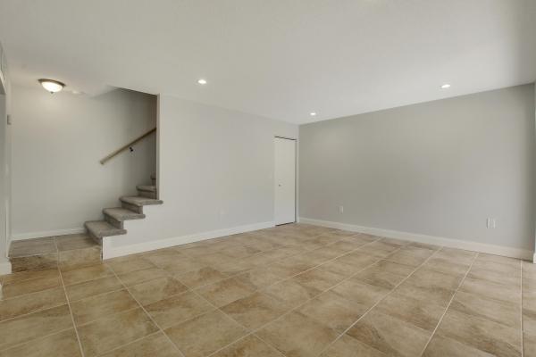 Gardenway, 12036 Alternate A1a #B5, Palm Beach Gardens, Florida 33410, image 2