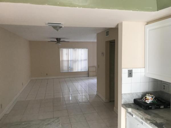 Versailles Villas, 1845 NW 4th Ave #20, Boca Raton, Florida 33432, image 2