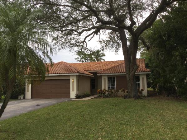 Parkview Place, 1120 New Parkview Pl, Haverhill, Florida 33417, image 2