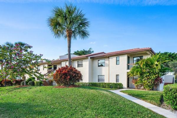 Glades Of Boca Lago, 21791 Arriba Real, Boca Raton, Florida 33433, image 3