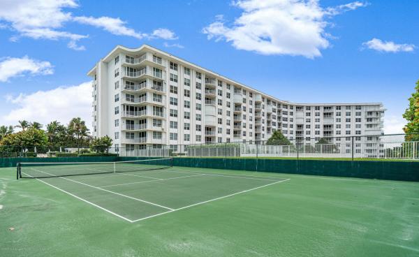 Harbour House Of Palm Beach, 2295 S Ocean Blvd #211, Palm Beach, Florida 33480, image 1