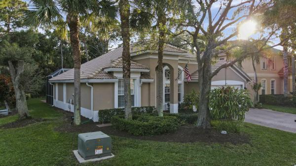 Prosperity Pines, 193 Lone Pine Dr, Palm Beach Gardens, Florida 33410, image 2