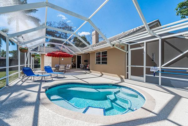 Wiltshire Village Of Greenview Shores 2, 1322 Barnstaple Cir, Wellington, Florida 33414, image 1