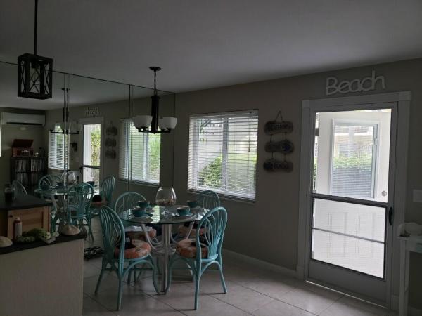 Beach House, 108 Bravado Ln #4, Palm Beach Shores, Florida 33404, image 2