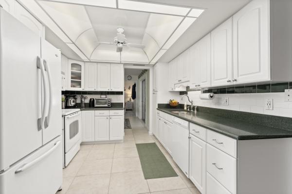 Thumb Point, 606 Malabar Ave, Fort Pierce, Florida 34949, image 3