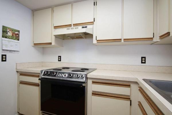 Evergreen At Port St Lucie, 1626 SE Green Acres Cir #J103, Port St. Lucie, Florida 34952, image 2