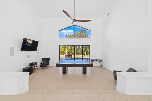 Colonnade At Glen Oaks, 2637 NW 49th St, Boca Raton, Florida 33434, image 2