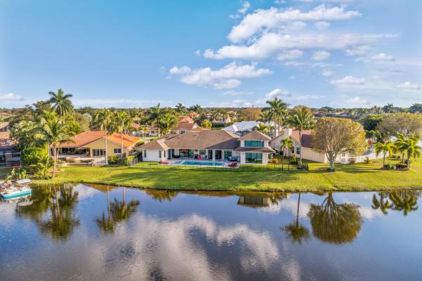 Wiltshire Village Of Greenview Shores 2, 1923 Grantham Ct, Wellington, Florida 33414, image 2