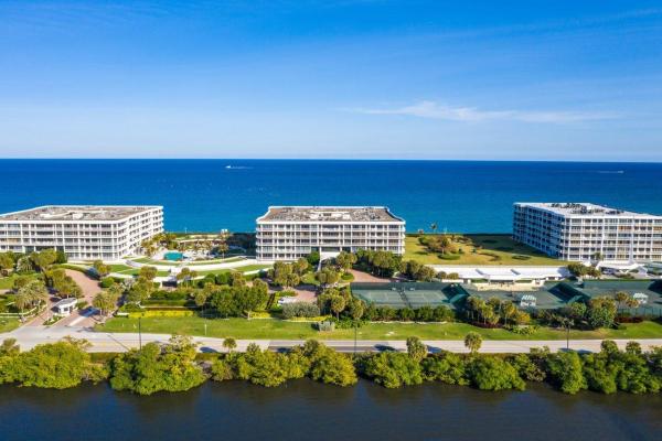 2000 At Sloan's Curve, 2000 S Ocean Blvd, Palm Beach, Florida 33480, image 1