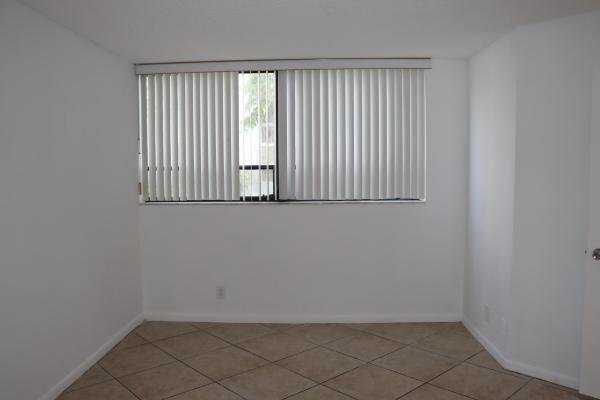 Presidential Golfview, 1820 N Congress Ave #101, West Palm Beach, Florida 33401, image 2