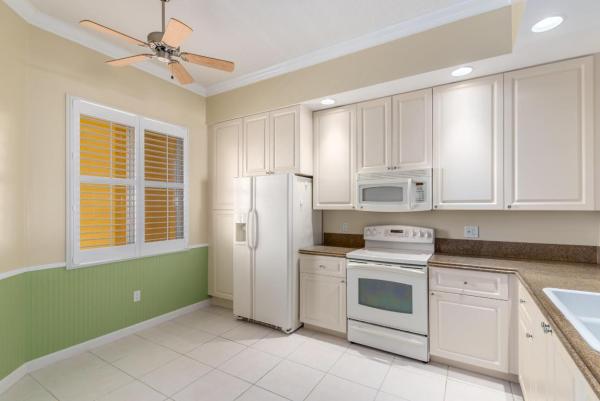 Harbour Isle West, 18 Harbour Isle Dr #Ph04, Fort Pierce, Florida 34949, image 2