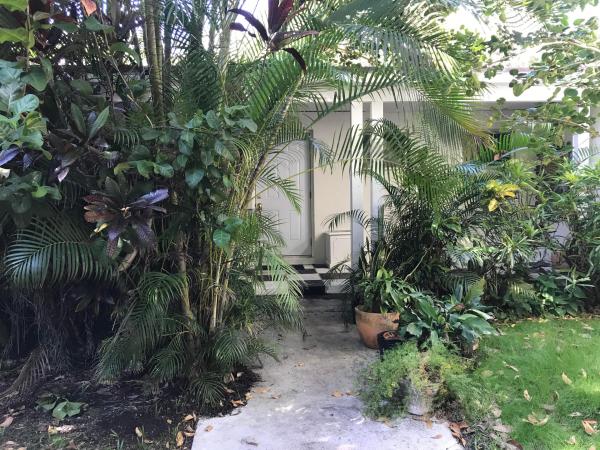 Hypoluxo Island, 717 SE Atlantic Dr, Lantana, Florida 33462, image 1