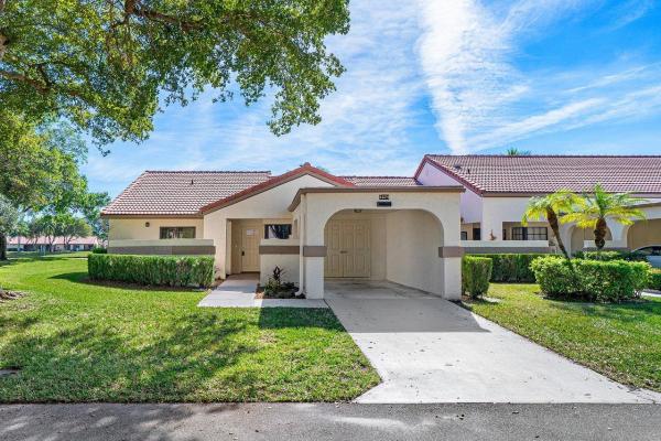 The Landings At Aberdeen, 5579 Parkwalk Cir E, Boynton Beach, Florida 33472, image 1
