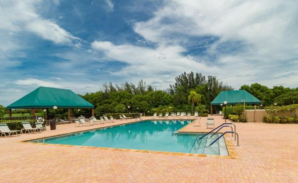 The Landings At Aberdeen, 5710 Parkwalk Cir E, Boynton Beach, Florida 33472, image 1