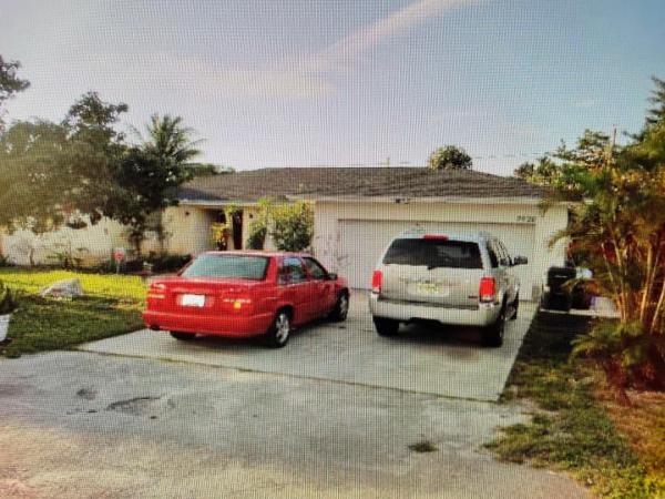 Floral Park Lantana, 2826 Floral Rd, Lake Worth, Florida 33462, image 1
