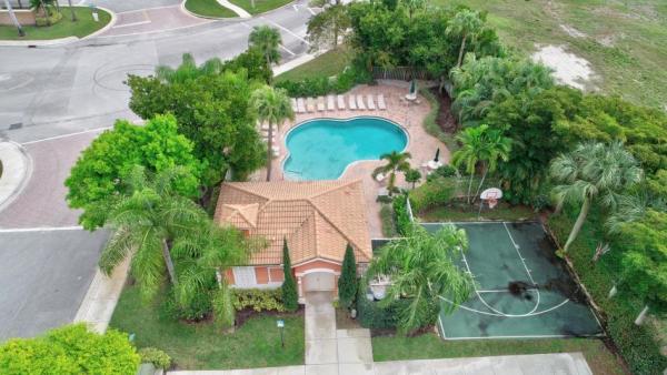Legacy At Sherwood Forest, 4443 Regal Ct, Delray Beach, Florida 33445, image 3