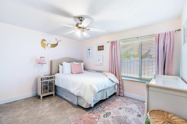 Cromwell Estates, 913 Alamanda Dr, North Palm Beach, Florida 33408, image 1