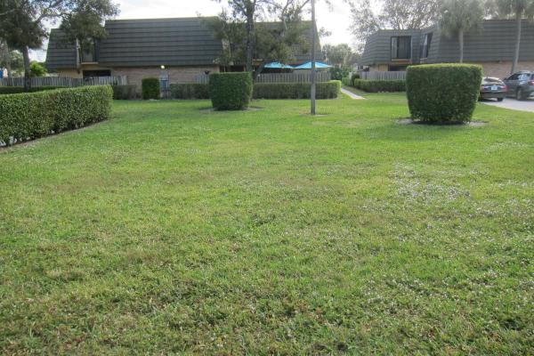 Village Of Sandalwood Lakes, 807 8th Way, West Palm Beach, Florida 33407, image 2
