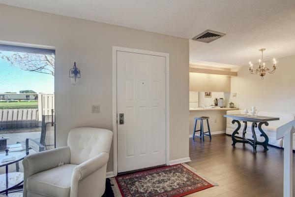 Village Of Sandalwood Lakes South, 6617 66th Way, West Palm Beach, Florida 33409, image 2