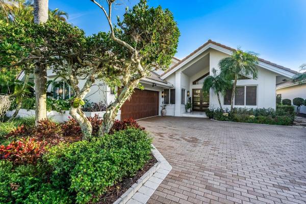 Frenchman's Creek Beach & Country Club, 13677 Rivoli Dr, Palm Beach Gardens, Florida 33410, image 1
