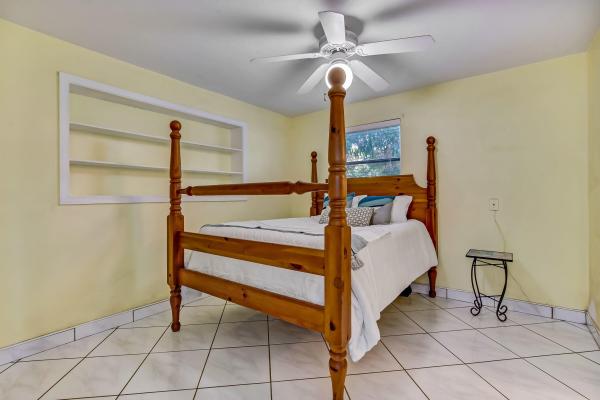 Nicholas Park, 4302 N Mary Cir, Palm Beach Gardens, Florida 33410, image 1