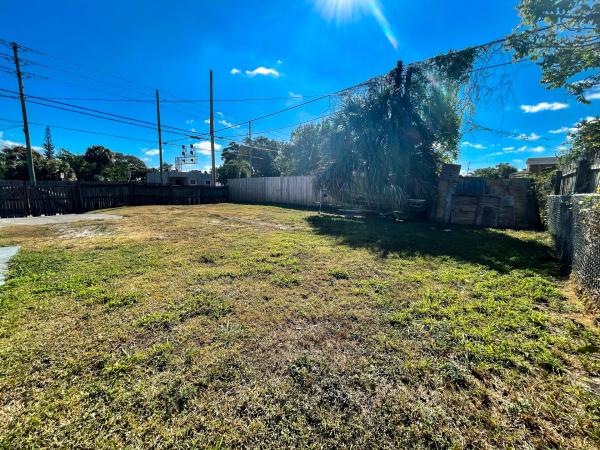 Northwood Hills, 800 32nd St, West Palm Beach, Florida 33407, image 2