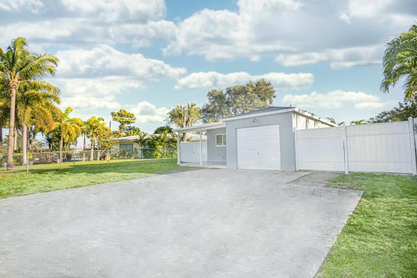 Anna-Johns Estates, 4280 Purdy Ln, Palm Springs, Florida 33406, image 2