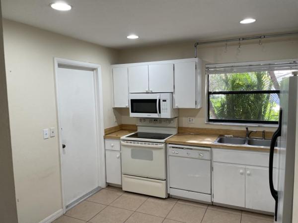 20875 Via Madeira Dr, Boca Raton, Florida 33433, image 1