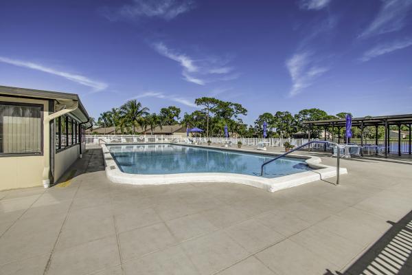 Pine Ridge South 4, 422 Pine Glen Ln #B-1, Greenacres, Florida 33463, image 1