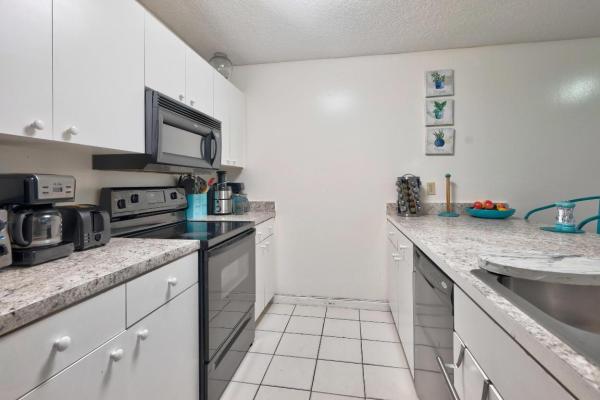 South Shore Of Wellington, 1273 The 12th Fairway St, Wellington, Florida 33414, image 3