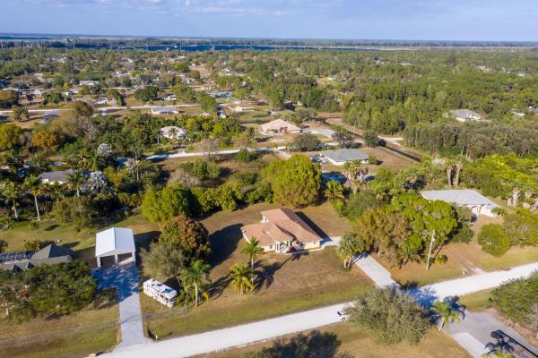 18813 41st Rd, Florida 33470, image 2