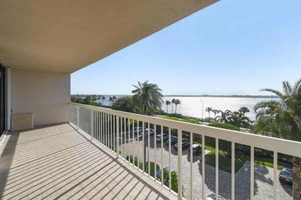 Dorchester Of Palm Beach, 3250 S Ocean Blvd, Palm Beach, Florida 33480, image 3
