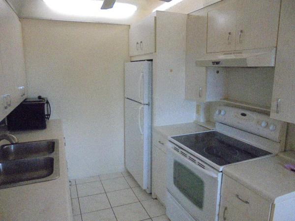Cornwall At Century Village, 4086 Cornwall E, Boca Raton, Florida 33434, image 2