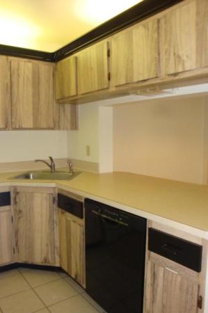 Pine Ridge North 2, 609 Sea Pine Way #G1, Greenacres, Florida 33415, image 2