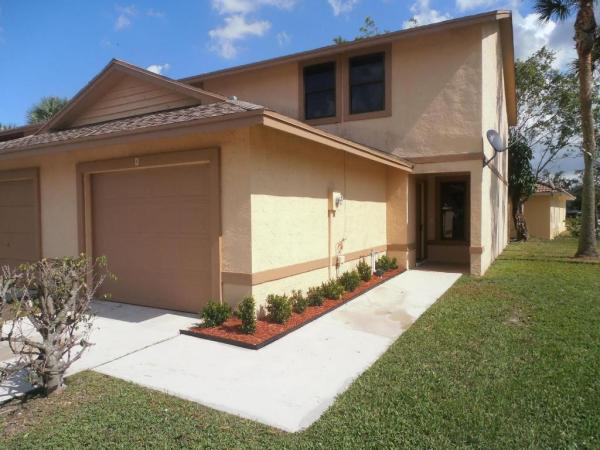 Greenview Shores 2 Of Wellington, 13861 Folkestone Cir, Wellington, Florida 33414, image 2