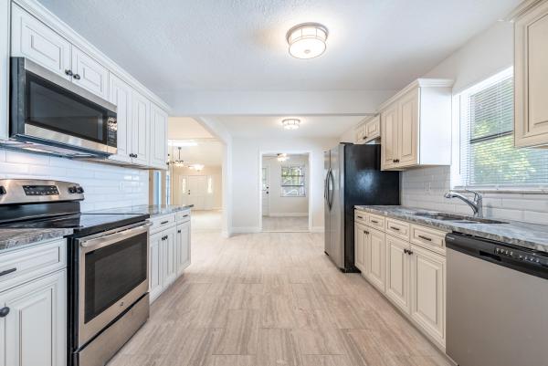 North Lake Worth, 1605 N Palmway, Lake Worth Beach, Florida 33460, image 1